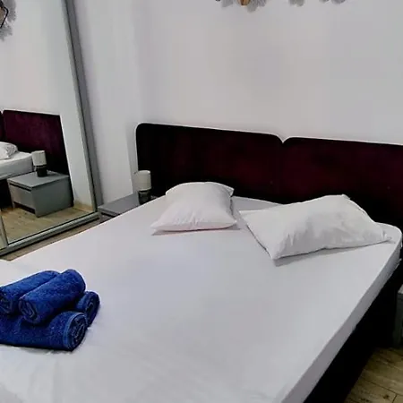 Apartment Infinity - Sea Breeze Sauna Jacuzzi Gym