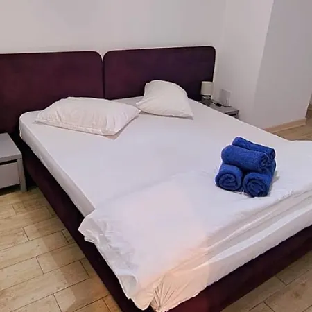 Infinity - Sea Breeze Sauna Jacuzzi Gym Apartment Navodari