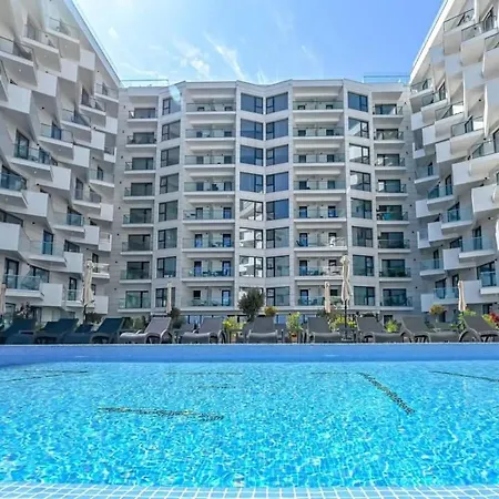 Infinity - Sea Breeze Sauna Jacuzzi Gym 3* Navodari